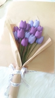 Hoa Tulip vải