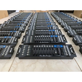 Bàn điều khiển DMX 512.