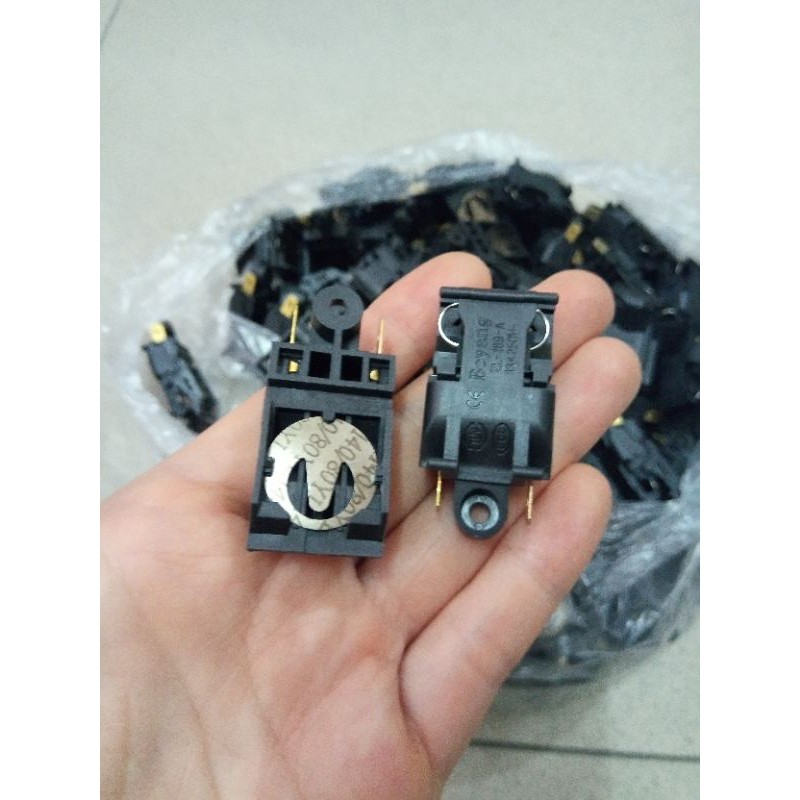 Bộ đế siêu tốc, công tắc siêu tốc