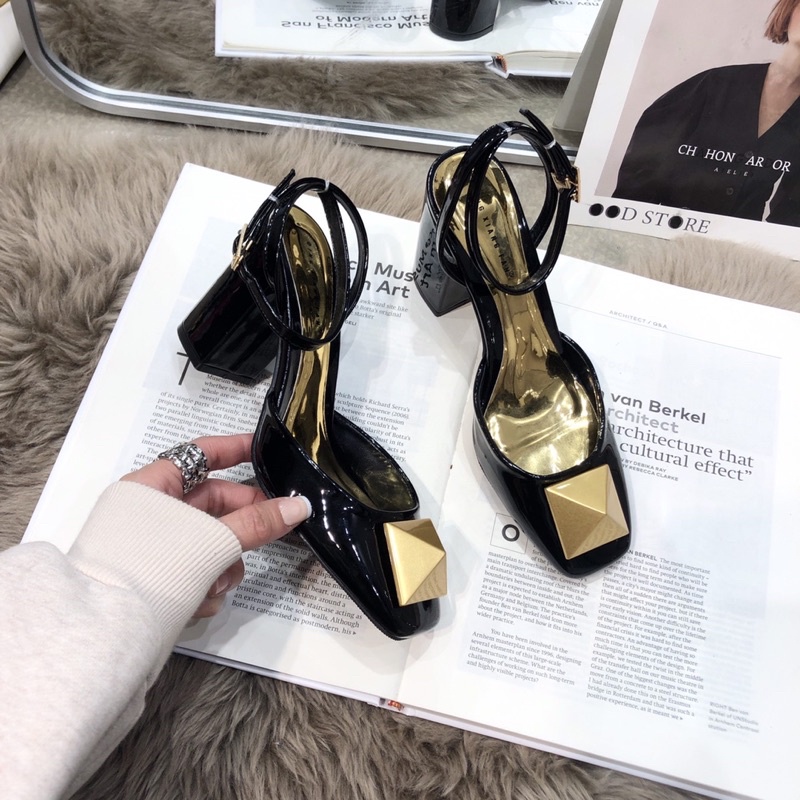 Sandal cao gót da bóng mũi kim loại quai cài qccc fullbox
