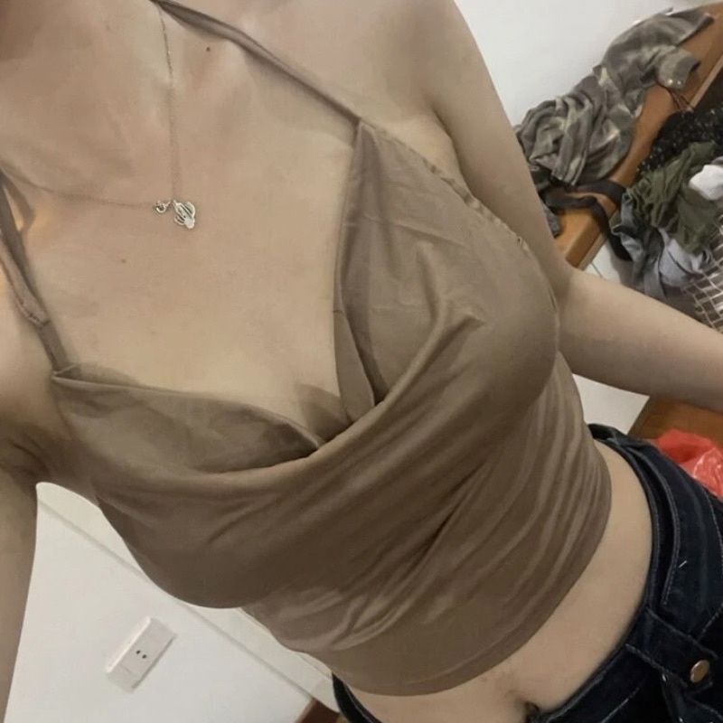 ÁO 2 DÂY CỘT CỔ CHỮ V HỞ LƯNG PHONG CÁCH SEXY TRENDY 2022 GIÁ RẺ