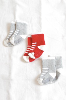 SET 3 ĐÔI TẤT OLD NAVY CỰC DÀY DẶN
