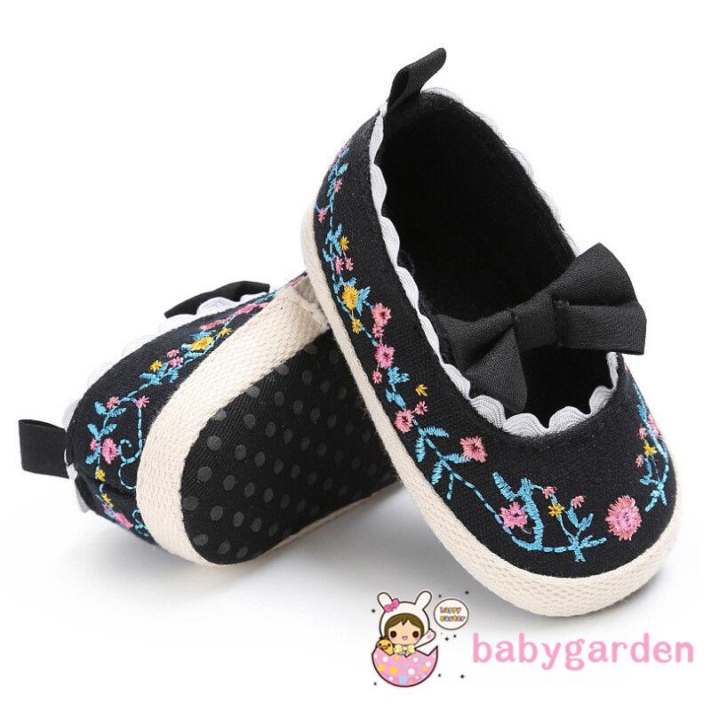 Giày em bé đế mềm chống trượt đính nơ đáng yêu