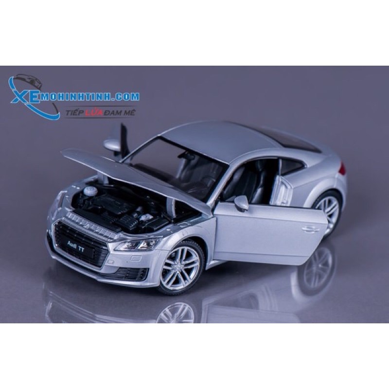 Xe Mô Hình Audi Tt Coupe 1:24 Welly (Bạc) mã 24057GR