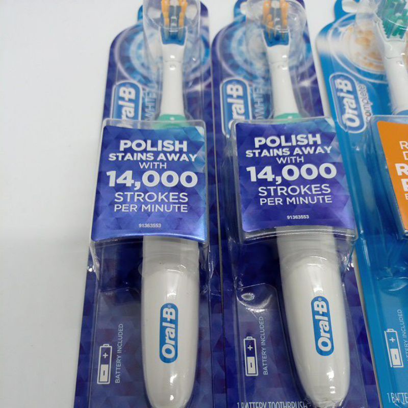 Bàn chải đánh răng bằng điện Oral-B dùng pin AA