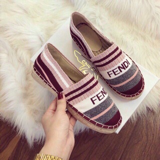 Giày fendi nữ hit