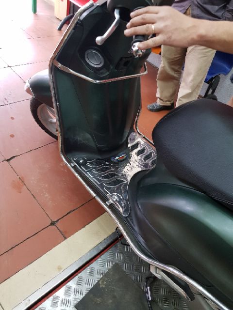 Khung Quây xe Grande 2022-2023 inox chính hãng