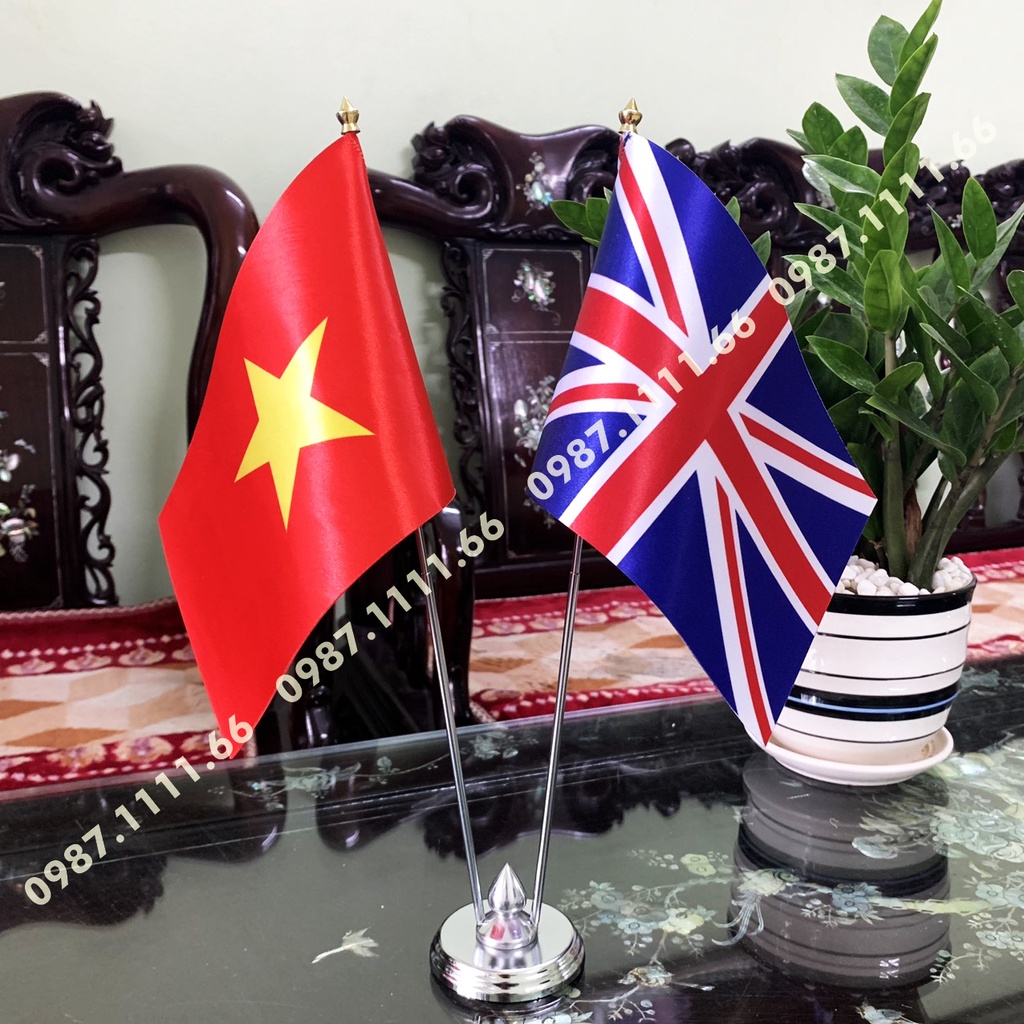 Cờ Để Bàn Trang Trí Đế Inox Loại cắm 2 cờ Việt Nam - Anh