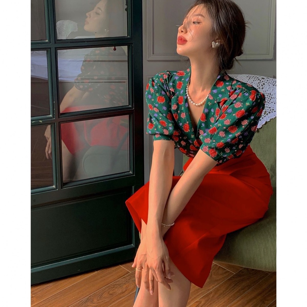 Set áo kiểu tay ngắn phồng cổ chữ V chiffon và chân váy phong cách Hong Kong thời trang mùa hè mới cho nữ (Có bán lẻ)