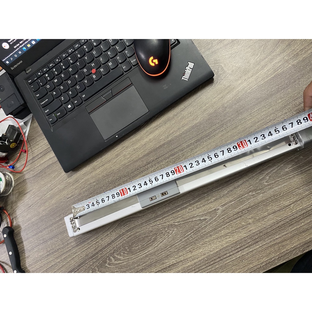 Vitme hành trình 300mm gá bắt động cơ Step 42mm tháo máy