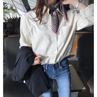 Khăn vuông lụa size 70x70.