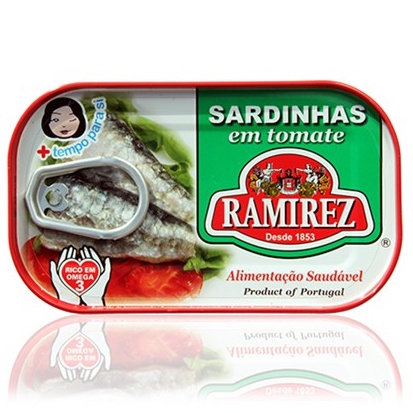 CÁ MÒI XỐT CÀ Hiệu RAMIREZ Hộp 125G