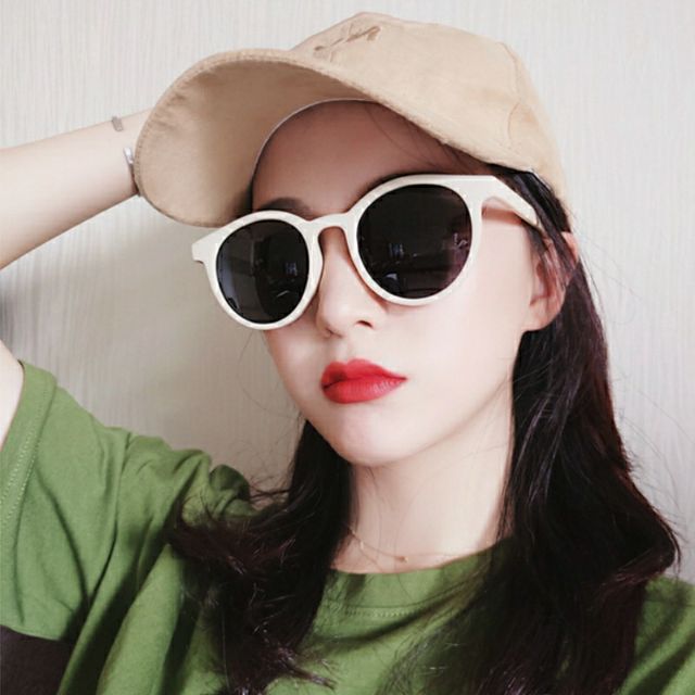Kính mắt Ulzzang
