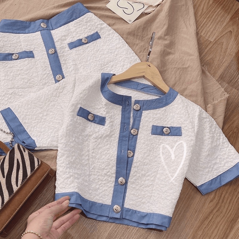 SET XỐP VIỀN XANH NÚT ÁO CROPTOP + CHÂN VÁY CÓ LÓT