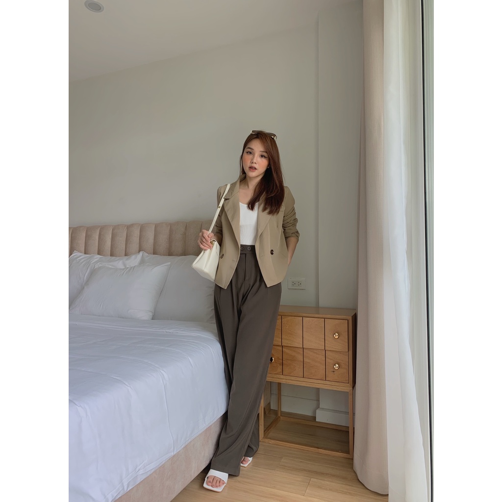 Áo khoác blazer lửng dài tay có lót lụa  A-602