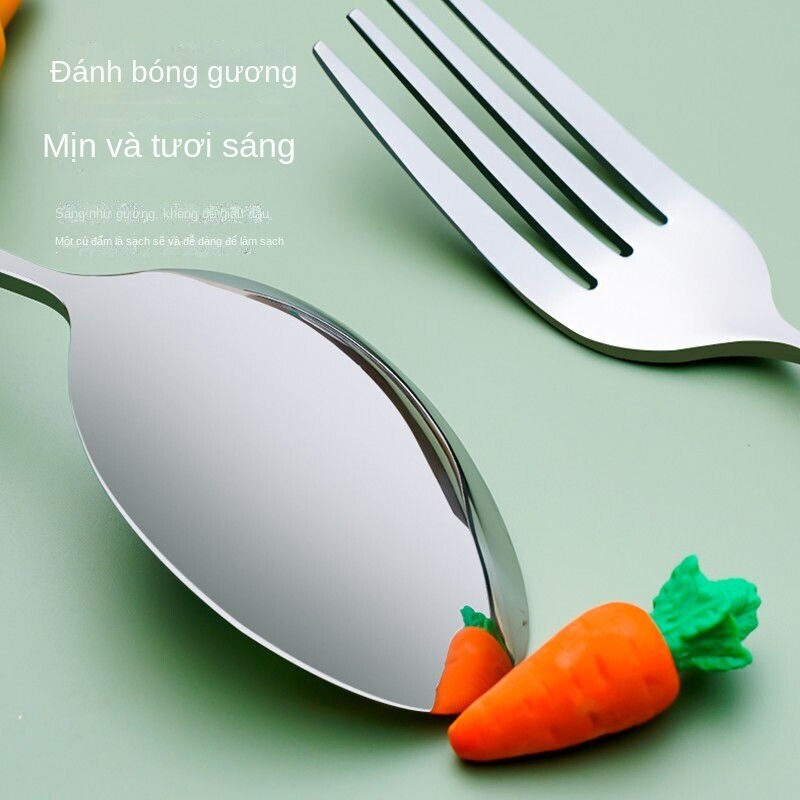 Bộ Muỗng Nĩa Đũa Hình Củ Cà Rốt Dễ Thương
