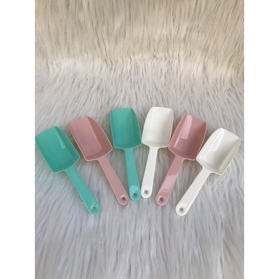 Xẻng xúc thức ăn cho chó mèo