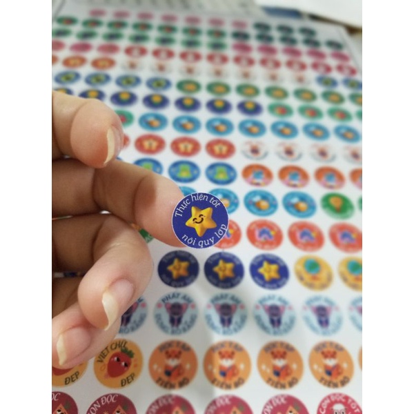 200 sticker khen con kích thước 1.5cm