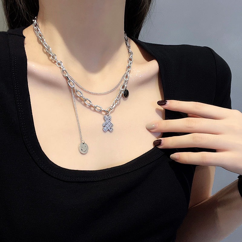 Dây chuyền nữ Madeline V56 gấu kết hợp phong cách thời trang cá tính