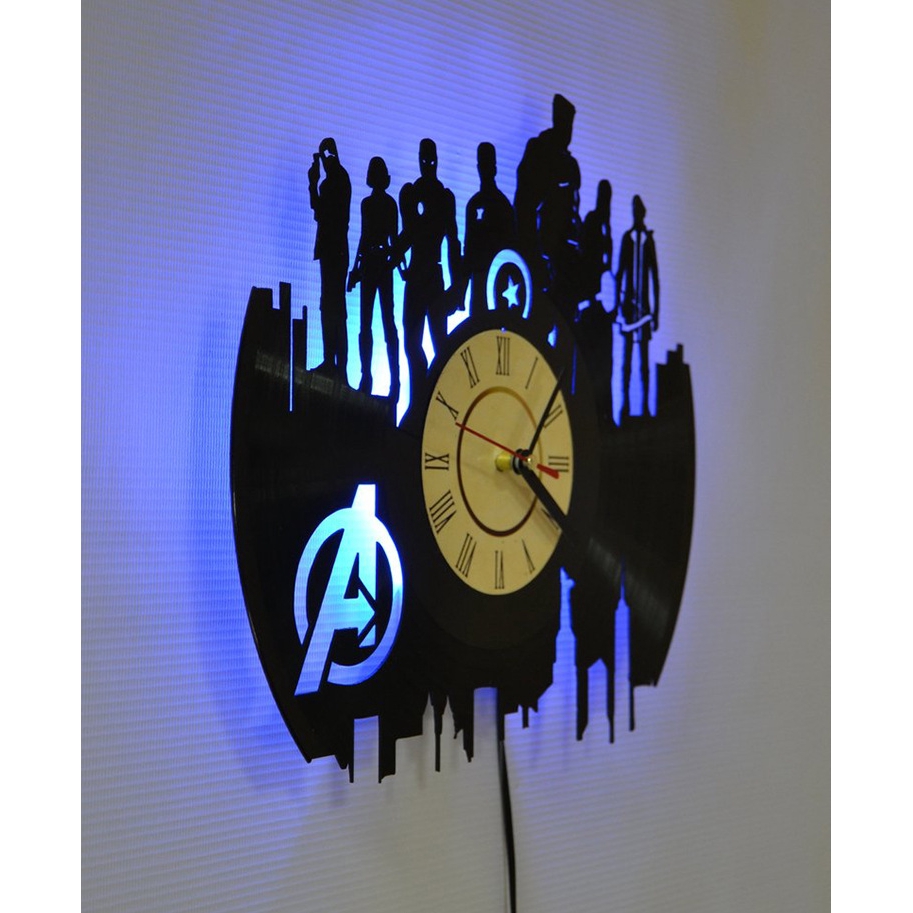 Đồng hồ treo tường thiết kế kỷ lục Marvel Avengers/Jam Dinding có đèn LED độc đáo