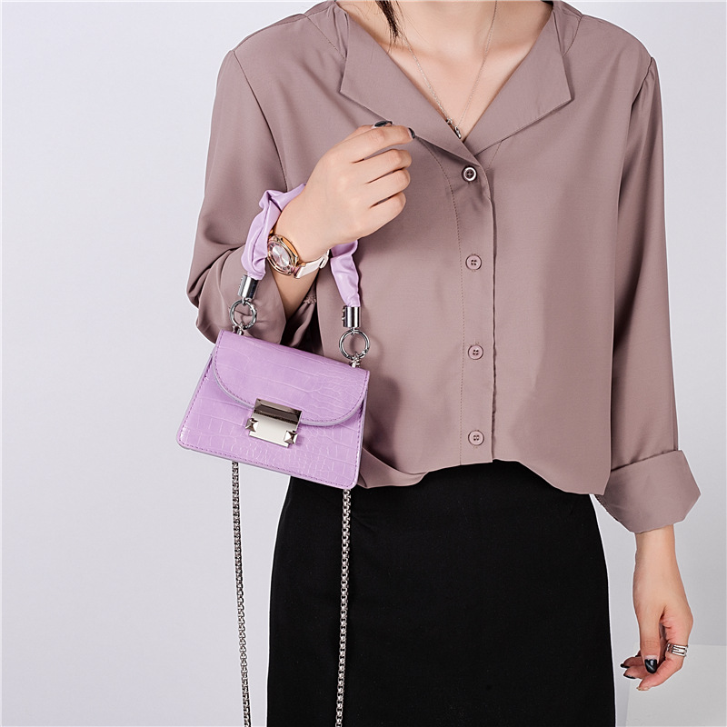 Túi đeo chéo IELGY thời trang nữ tính