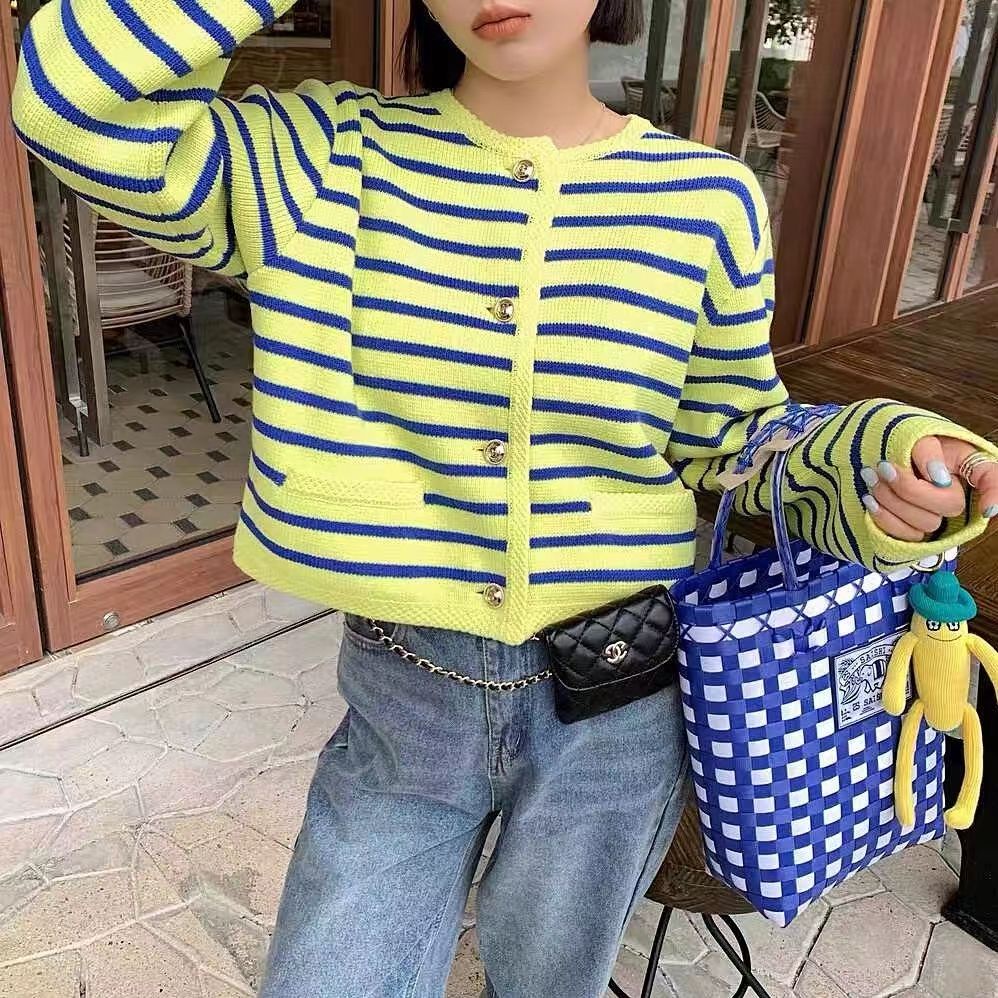 Áo khoác cardigan Xiaozhainv dệt kim cổ tròn kẻ sọc 4 màu tự chọn phong cách Hàn Quốc cho nữ