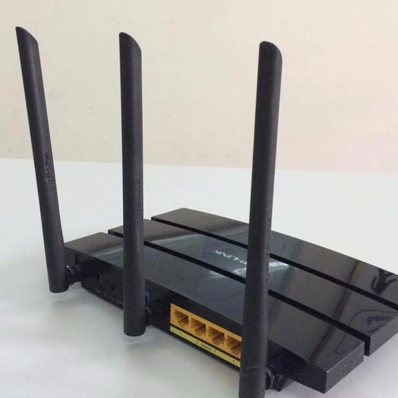 Bộ phát wifi TPLink 3 râu Xuyên Tường - Thanh Lý