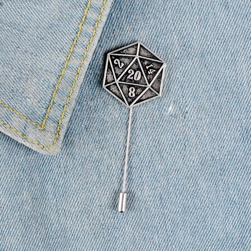Ghim Cài Áo Hình Xúc Xắc D20 Thời Trang