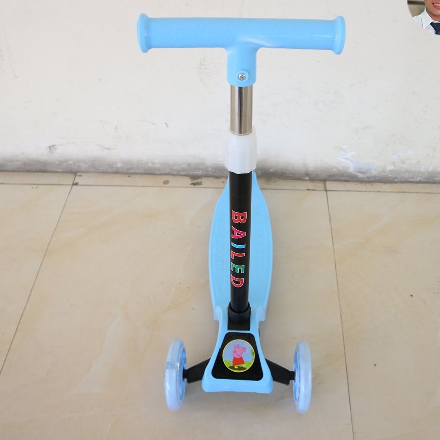 Xe trượt scooter trẻ em 3 bánh phát sáng cao cấp