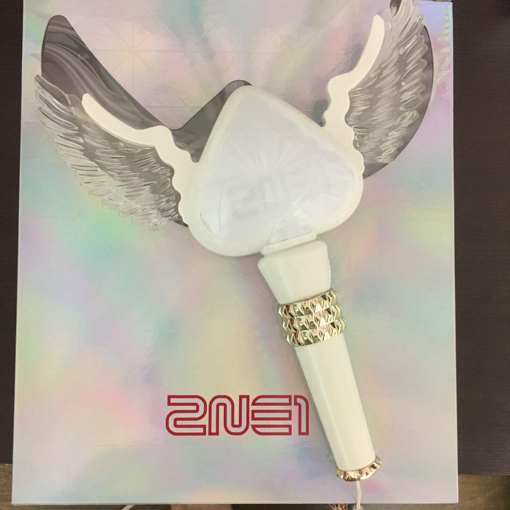 2NE1 - ĐÈN CỔ VŨ 2NE1 LIGHTSTICK KR VER2