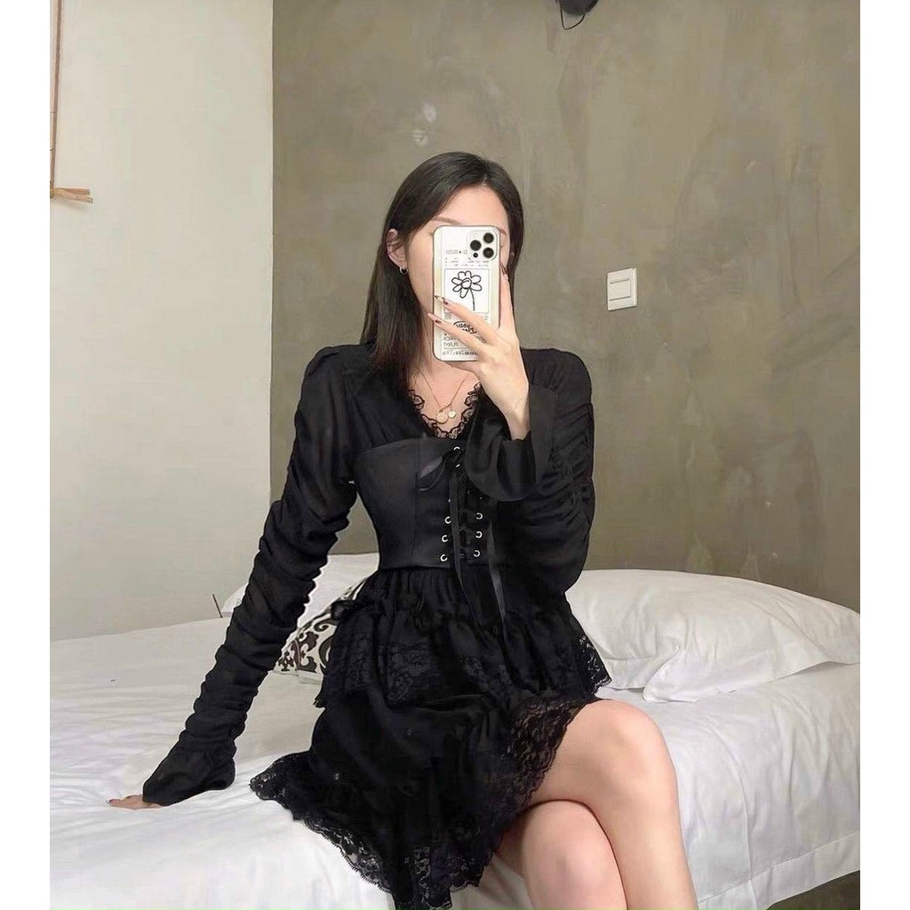 Đầm Xếp Tầng Viền Ren Thắt Dây Ngực