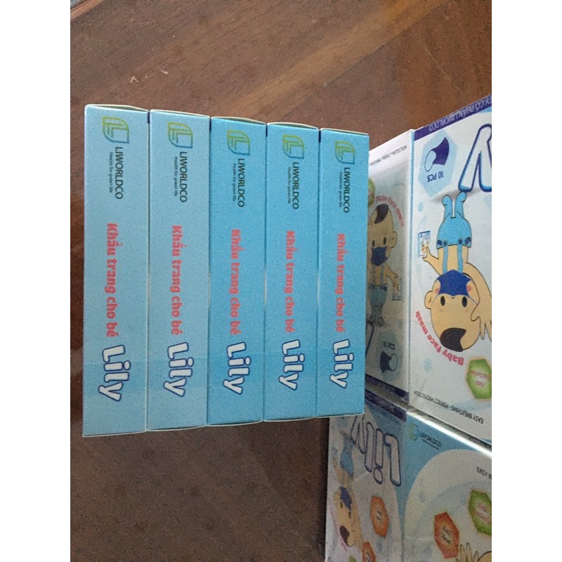 Khẩu trang y tế Lily cho bé (1 hộp 10 cái) | BigBuy360 - bigbuy360.vn