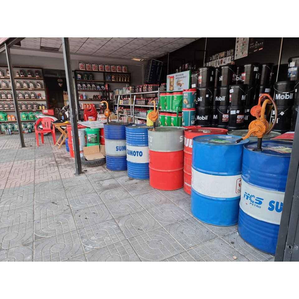 Nhớt Motul Scooter Expert Le 4T 10W30