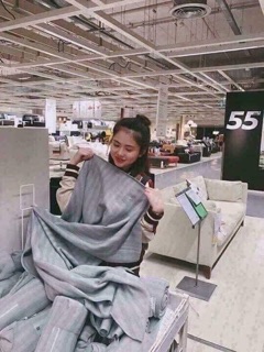 Chăn IKEA tiện lợi