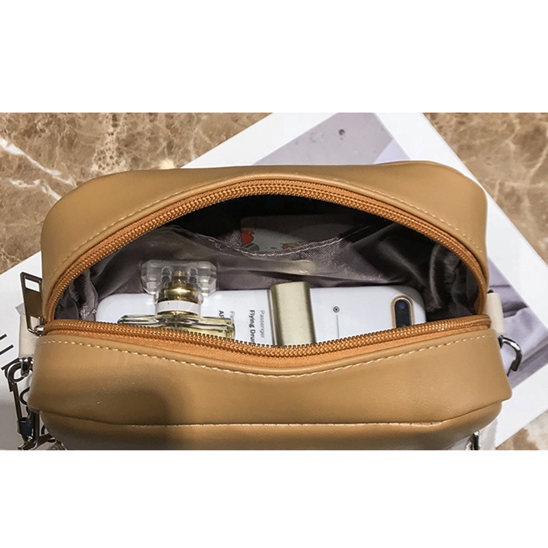 IELGY Túi Đeo Vai Hình Vuông Dập Nổi Họa Tiết Chữ Đơn Giản