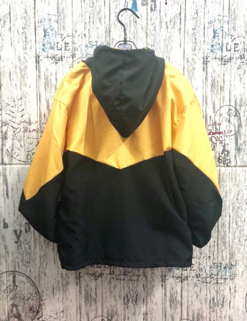 Áo khoác dù phối xéo, HÌNH THẬT TREO MÓC | BigBuy360 - bigbuy360.vn