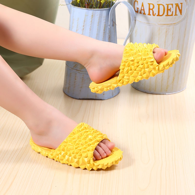Dép sandal Đế Mềm Chống Trượt Hình Trái Sầu Riêng Màu Đỏ Dễ Thương Cho Bé Trai Và Bé Gái