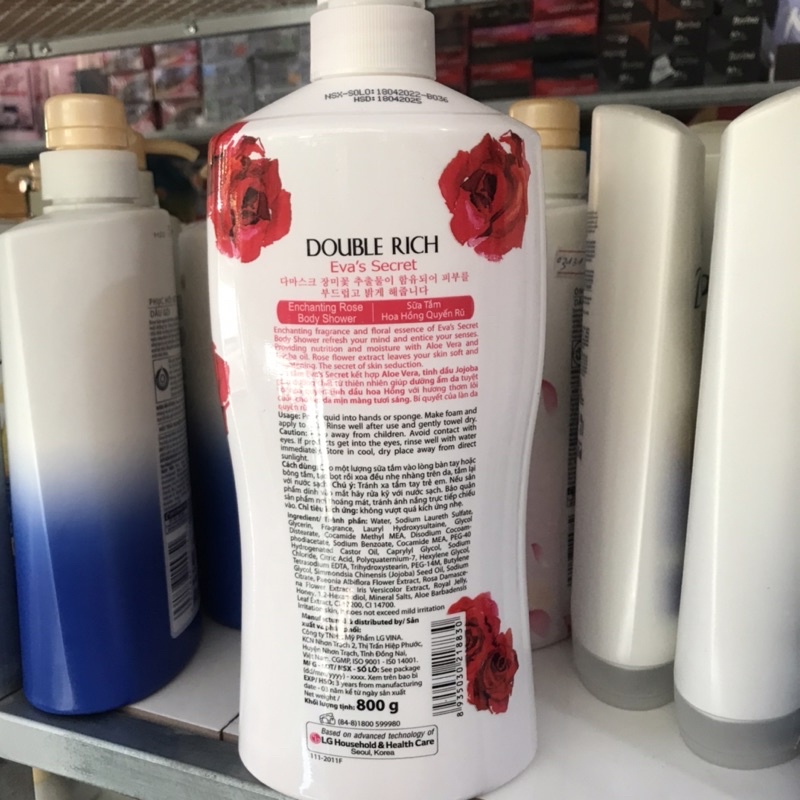 Sữa tắm Double Rich dưỡng ẩm hương hoa hồng 800g