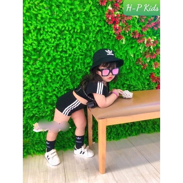 Bộ das bé gái sành điệu