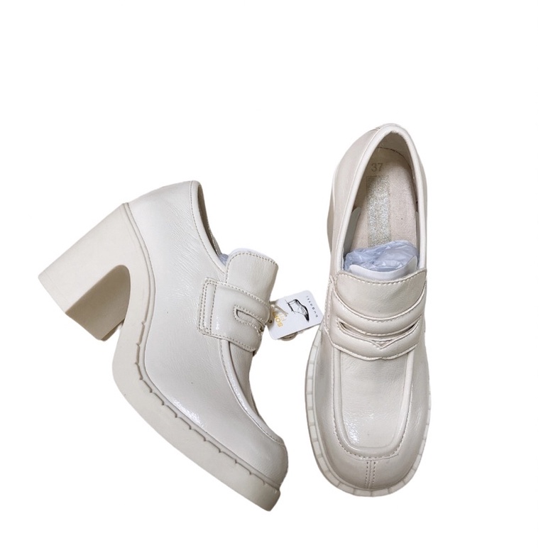 Giày loafer hiệu Bugatti xuất Đức, hình thật