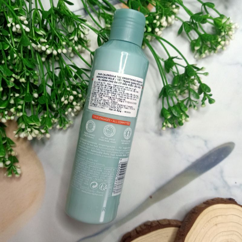 Mẫu mới Sữa tẩy trang Serum vegetal Wrinkles & Radiance  Yves Rocher