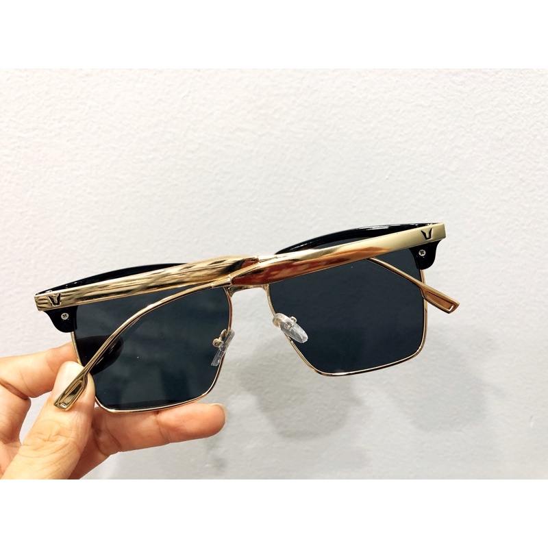 Mắt kính V vuông nam nữ trẻ trung thời trang cá tính chất đẹp