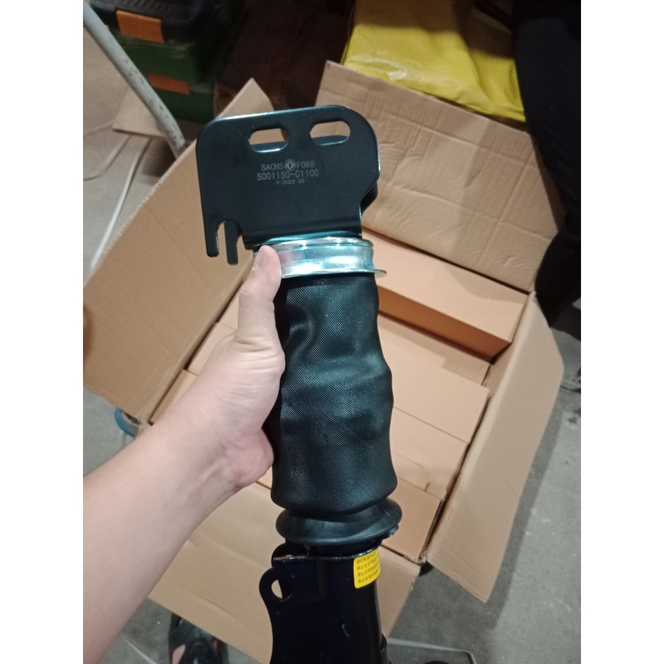Bóng hơi Chế , Bóng hơi DF Hoàng Huy 8 tấn