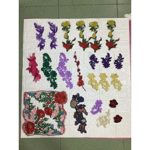 Hoa thêu  dùng để trang trí đính áo…