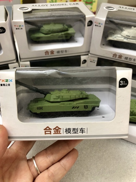 Mô hình xe tăng chiến đấu