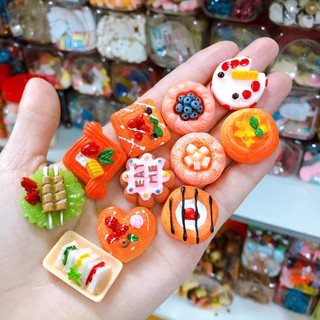 Charm bánh - Thịt xiên