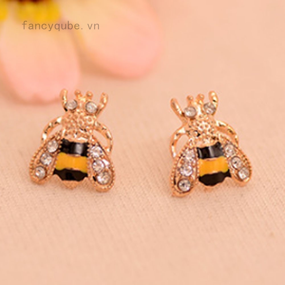 Hoa tai hình chú ong đính đá đáng yêu