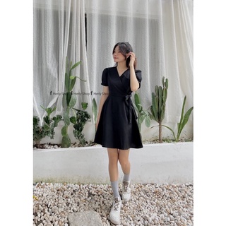 ĐẦM CHÉO NGỰC THẮT HÔNG CÓ TÚI