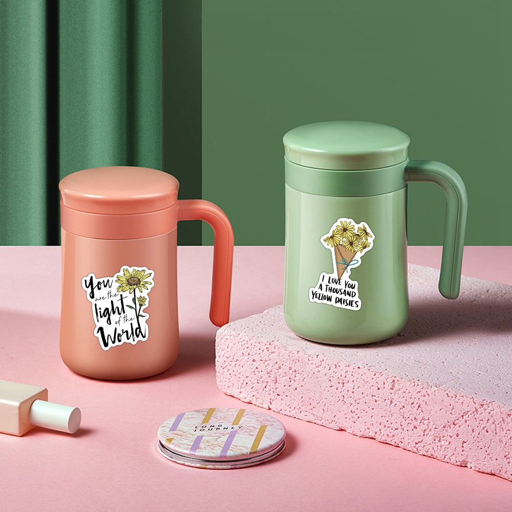 Sticker chống thấm nước Hoa cúc 50 chiếc dán nón bảo hiểm, laptop, vật dụng,…