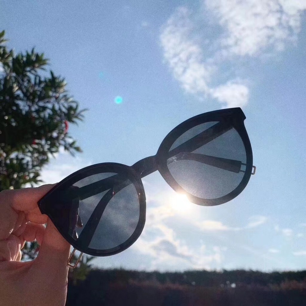 [ Bán sỉ ] Kính mắt thời trang V Monster , kính dâm nam nữ chống nắng , phụ kiện sống ảo | BigBuy360 - bigbuy360.vn